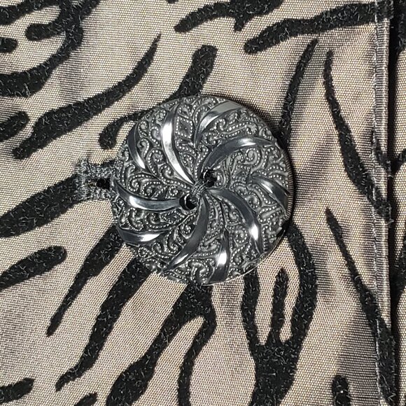 Gallery NWOT Medium Velvet Tiger Long Coat Rain Jacket Accordion Hood Lined - Picture 10 of 14